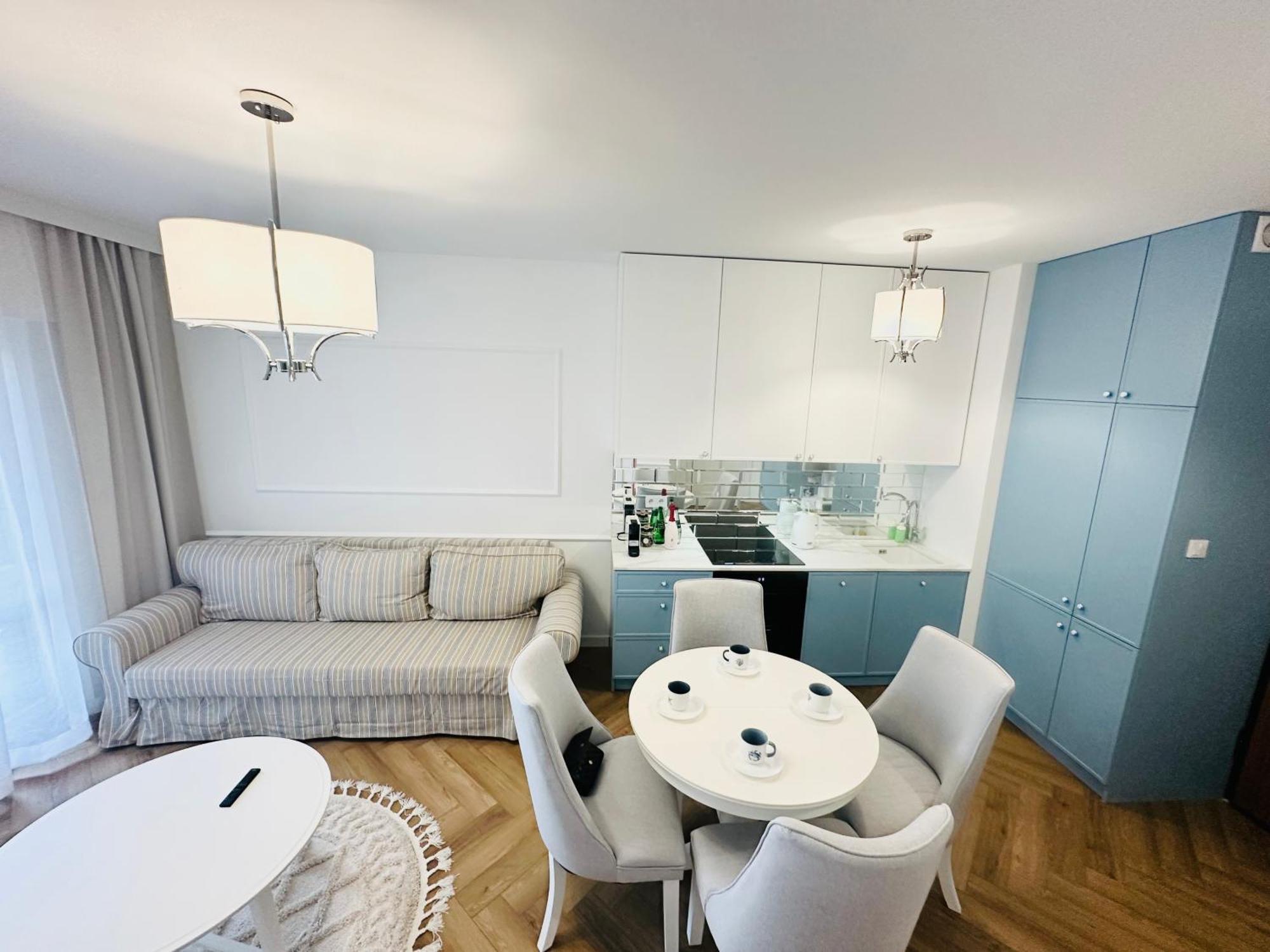 Hampton Apartament By Sienna Grobla Str. Huoneisto